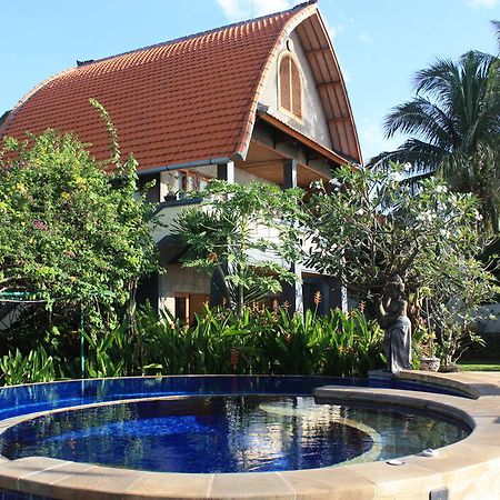Отель Cleopatra Beach Bungalows Ловина Экстерьер фото